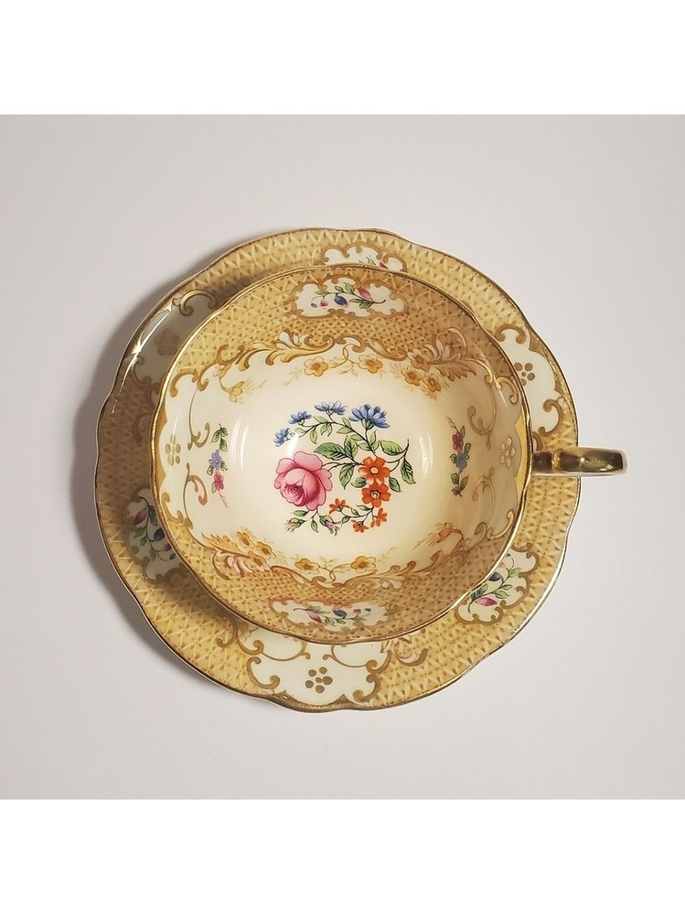 AYNSLEY Tea Cup & Saucer Doris Shape in Cream with Gold Scrolls & Pink Roses EUC